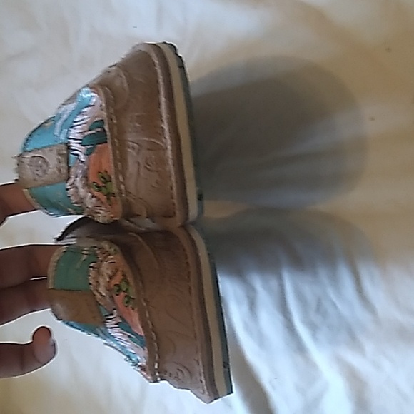 women's Ariat cruisers shoes color tan and peach size 7 - Picture 6 of 8